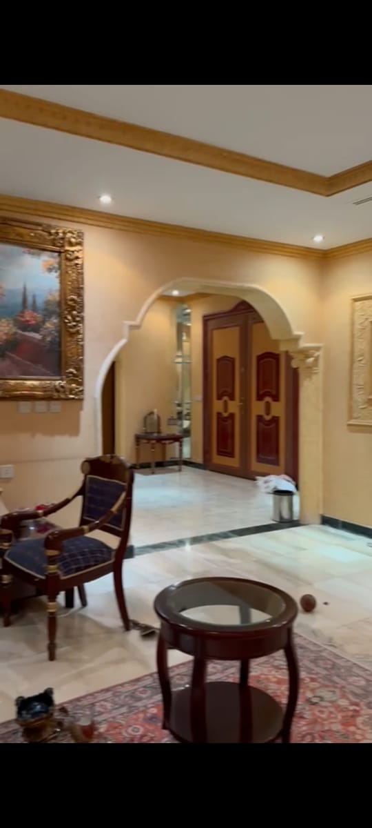 دهان شقق في منطقتي